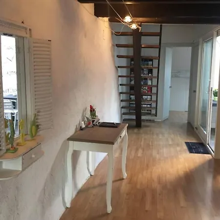 Апартаменты Joline Private Guest Downtown Nidau