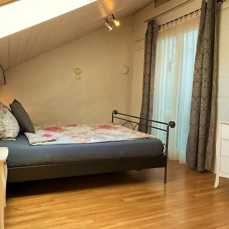 Joline Private Guest Downtown Daire *