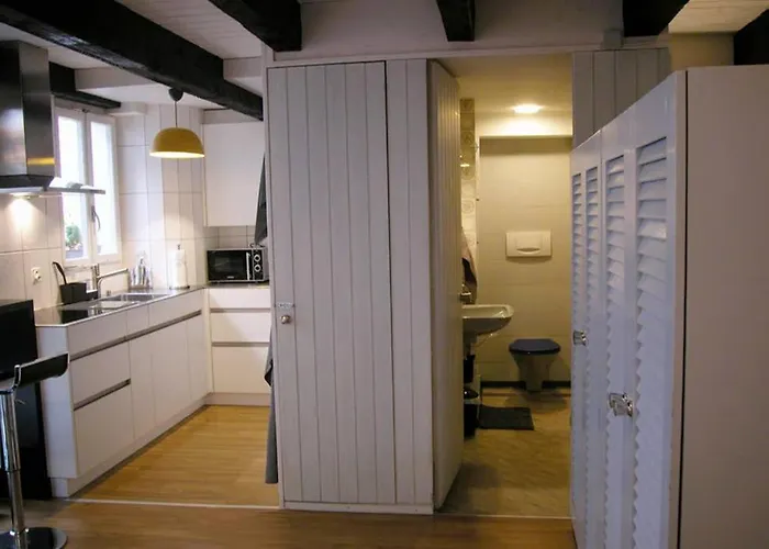 Joline Private Guest Downtown Appartement